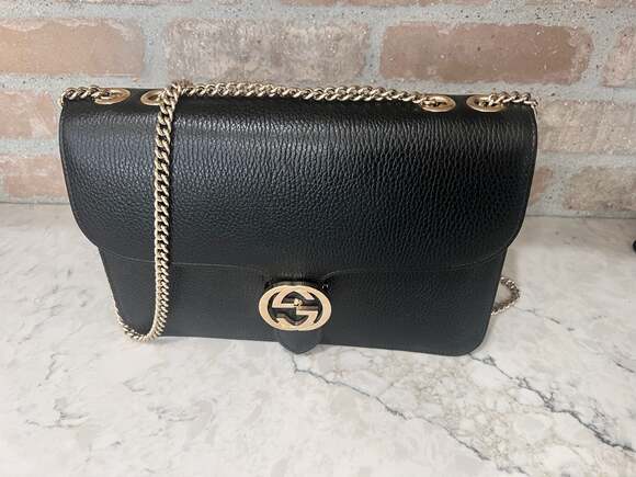 Black Gucci Interlocking G shoulder bag - Picture 3 of 12